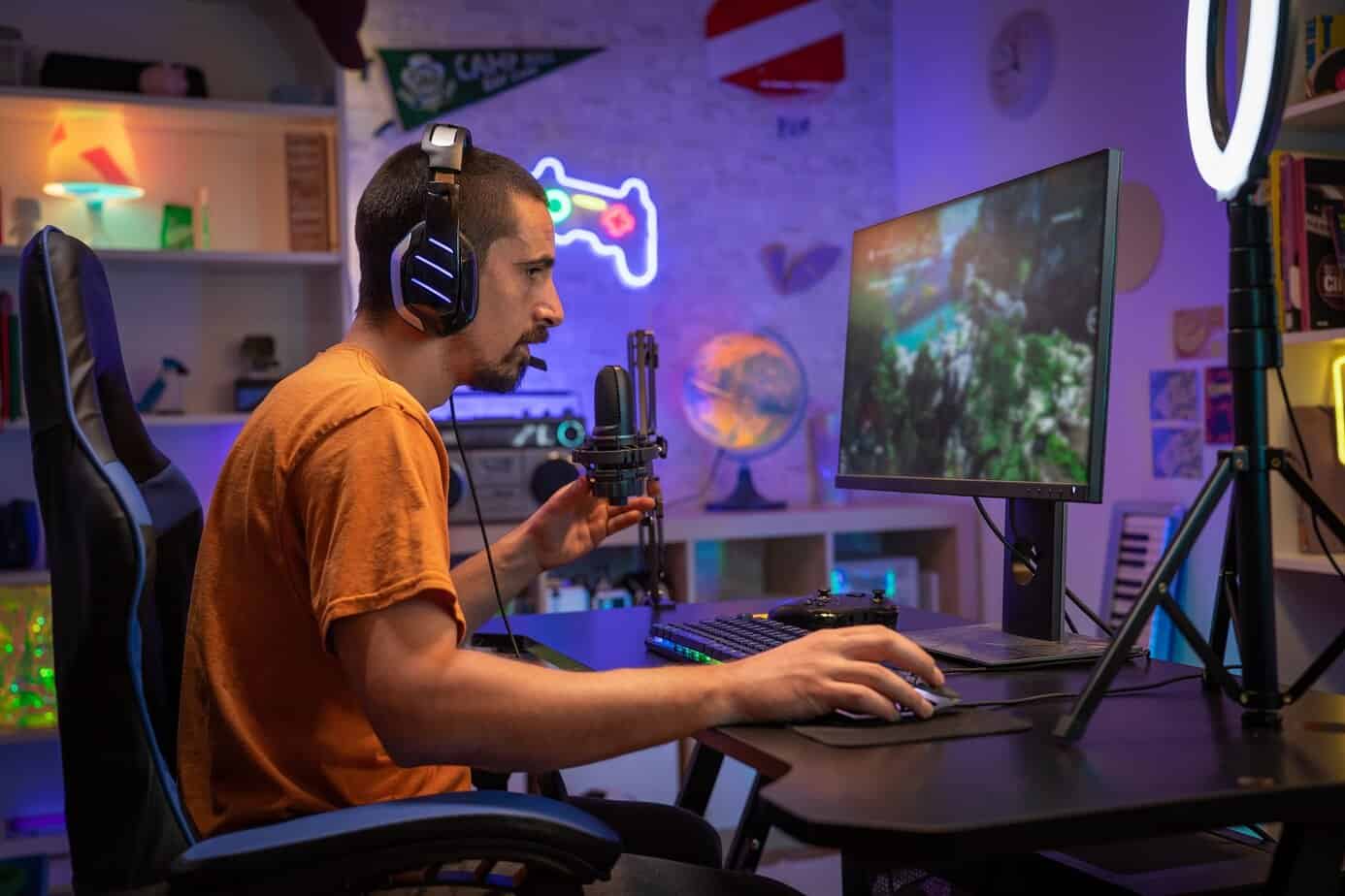 10 Oddly Lucrative Ways to Get Paid to Stream Games